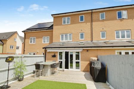 4 bedroom Terraced House for sale in Chapman Avenue, West Town, Peterborough, PE3