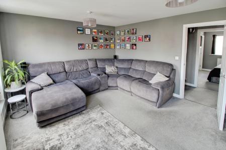 4 bedroom Terraced House for sale in Chapman Avenue, West Town, Peterborough, PE3
