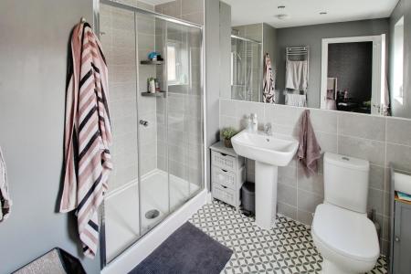 4 bedroom Terraced House for sale in Chapman Avenue, West Town, Peterborough, PE3