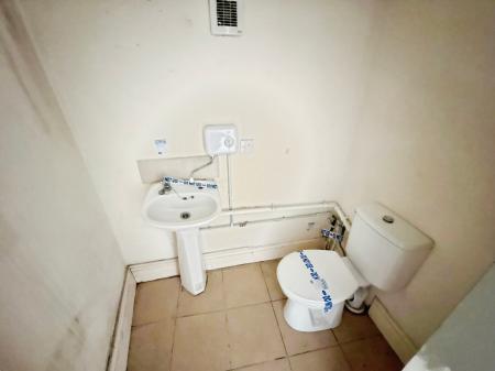 3 bedroom Terraced House for sale in Oundle Road, Woodston, Peterborough, PE2
