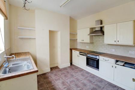 3 bedroom Terraced House for sale in Oundle Road, Woodston, Peterborough, PE2