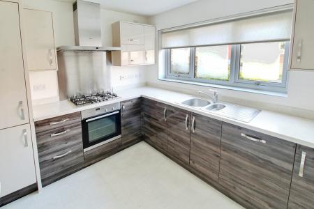 3 bedroom Semi-detached house to let in Hawksbill Way, Fletton, Peterborough, PE2