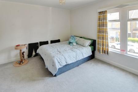 3 bedroom Terraced House to let in Harris Street, Millfield, Peterborough, PE1