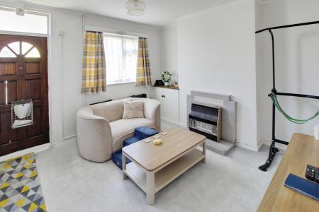 3 bedroom Terraced House to let in Harris Street, Millfield, Peterborough, PE1