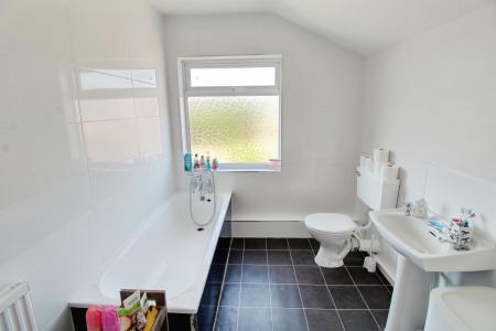 3 bedroom Terraced House to let in Harris Street, Millfield, Peterborough, PE1