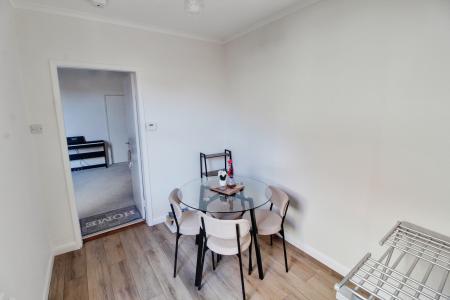 3 bedroom Terraced House to let in Harris Street, Millfield, Peterborough, PE1