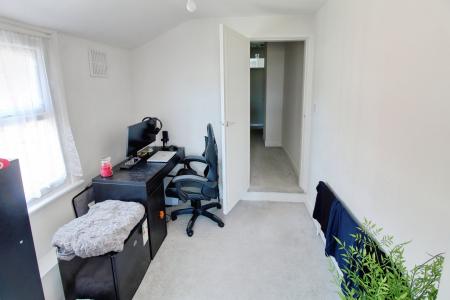 3 bedroom Terraced House to let in Harris Street, Millfield, Peterborough, PE1