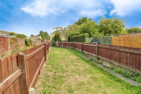 2 bedroom Terraced House to let in Crossway Hand, Whittlesey, PE7
