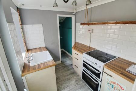 2 bedroom Terraced House to let in Crossway Hand, Whittlesey, PE7