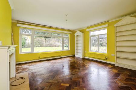 2 bedroom Semi-detached bungalow for sale in The Precincts, Peterborough, PE1