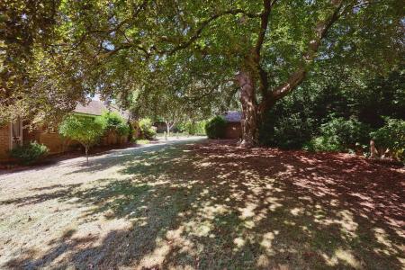 2 bedroom Semi-detached bungalow for sale in The Precincts, Peterborough, PE1