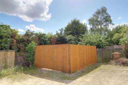 1 bedroom Terraced House to let in Delapre Court, Peterborough, PE6