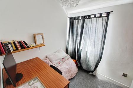 2 bedroom Flat for sale in Alexandra Road, Millfield, Peterborough, PE1