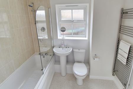 2 bedroom Maisonette to let in Verde Close, Eye, PE6