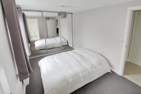 2 bedroom Maisonette to let in Verde Close, Eye, PE6