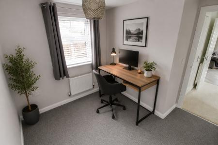 2 bedroom Maisonette to let in Verde Close, Eye, PE6