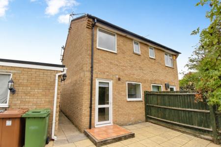 2 bedroom Semi-detached house for sale in Uldale Way, Gunthorpe, Peterborough, PE4