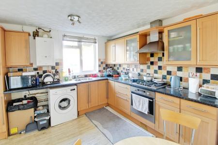 3 bedroom End of terrace house to let in Middleton, South Bretton, Peterborough, PE3