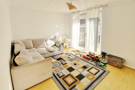3 bedroom End of terrace house to let in Middleton, South Bretton, Peterborough, PE3