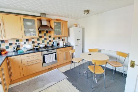 3 bedroom End of terrace house to let in Middleton, South Bretton, Peterborough, PE3