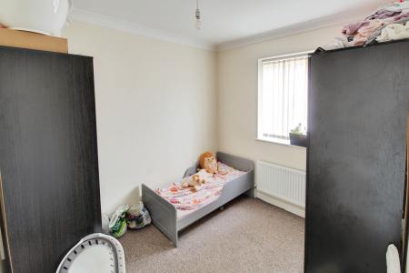 2 bedroom Semi-detached house to let in Sayers Crescent, Wisbech St Mary, PE13