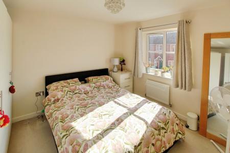 4 bedroom Detached house for sale in Damson Drive, Dogsthorpe, Peterborough, PE1