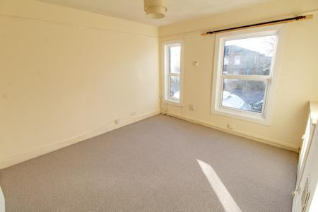 1 bedroom Flat to let in Lincoln Road, Peterborough, PE1
