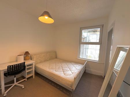 4 bedroom Terraced House for sale in Cecil Avenue, St Judes, Plymouth, PL4