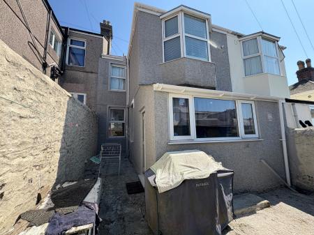 4 bedroom Terraced House for sale in Cecil Avenue, St Judes, Plymouth, PL4