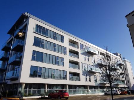 1 bedroom Flat for sale in Discovery Road, Plymouth, PL1
