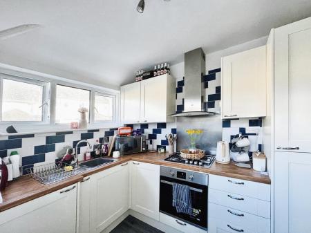2 bedroom Terraced House for sale in Glenmore Avenue, Keyham, Plymouth, PL2