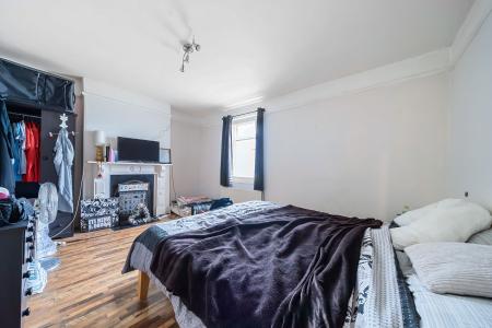2 bedroom Terraced House for sale in Victoria Road, Higher St Budeaux, Plymouth, PL5