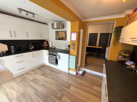 2 bedroom Terraced House for sale in Welsford Avenue, Plymouth, PL2