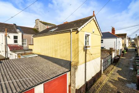 3 bedroom Detached house for sale in Wyndham Mews