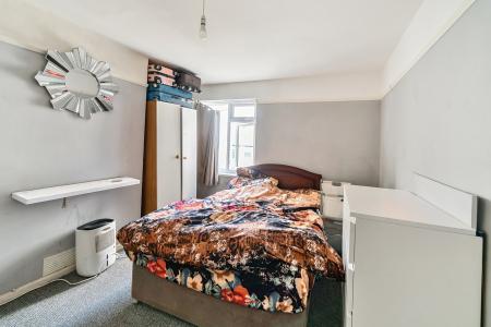 1 bedroom Flat for sale in Barton Avenue, Keyham, Plymouth, PL2