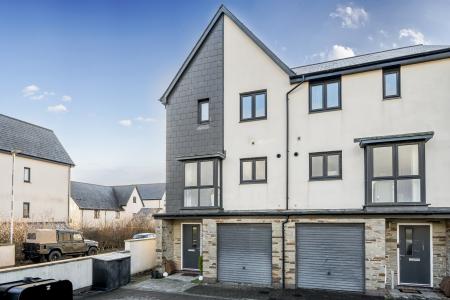 Runway Road, Derriford, Plymouth, PL6