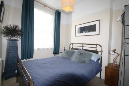 2 bedroom Terraced House to let in Lanhydrock Road, St. Judes, Plymouth, PL4