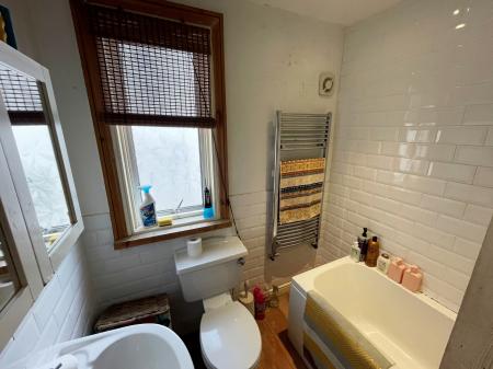 3 bedroom Terraced House to let in Sea View Avenue, Lipson, Plymouth, PL4