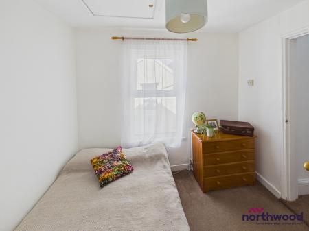 3 bedroom End of terrace house for sale in West Hill Road