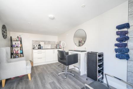 2 bedroom Terraced House for sale in Kipling Gardens