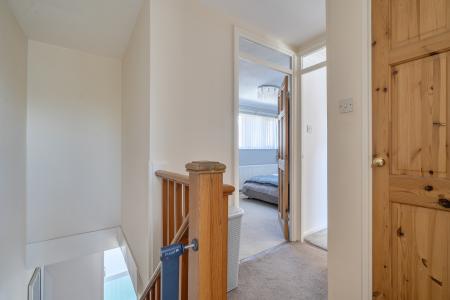 2 bedroom Terraced House for sale in Kipling Gardens