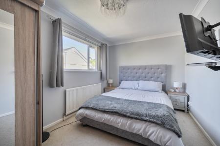 2 bedroom Terraced House for sale in Kipling Gardens