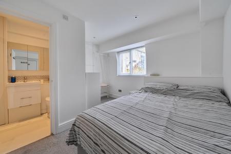 1 bedroom Flat for sale in Southside Street, Barbican, Plymouth, PL1