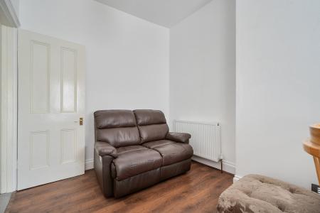 2 bedroom Terraced House for sale in Laira Bridge Road