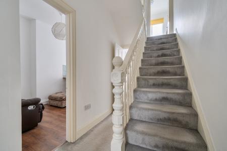 2 bedroom Terraced House for sale in Laira Bridge Road