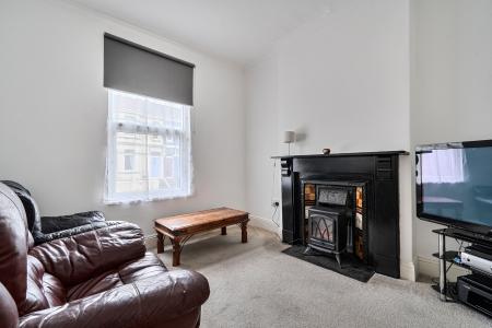 2 bedroom Terraced House for sale in Laira Bridge Road