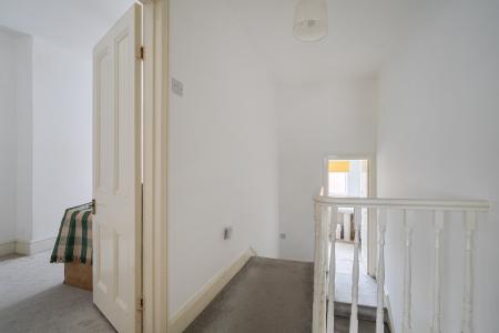 2 bedroom Terraced House for sale in Laira Bridge Road