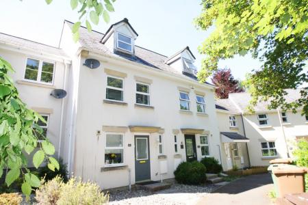 3 bedroom Terraced House to let in Ramsey Gardens, Manadon Park, Plymouth, PL5