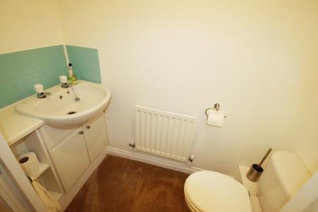 3 bedroom Terraced House to let in Ramsey Gardens, Manadon Park, Plymouth, PL5