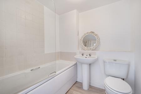 2 bedroom Flat for sale in Explorer Court, Milehouse, Plymouth, PL2